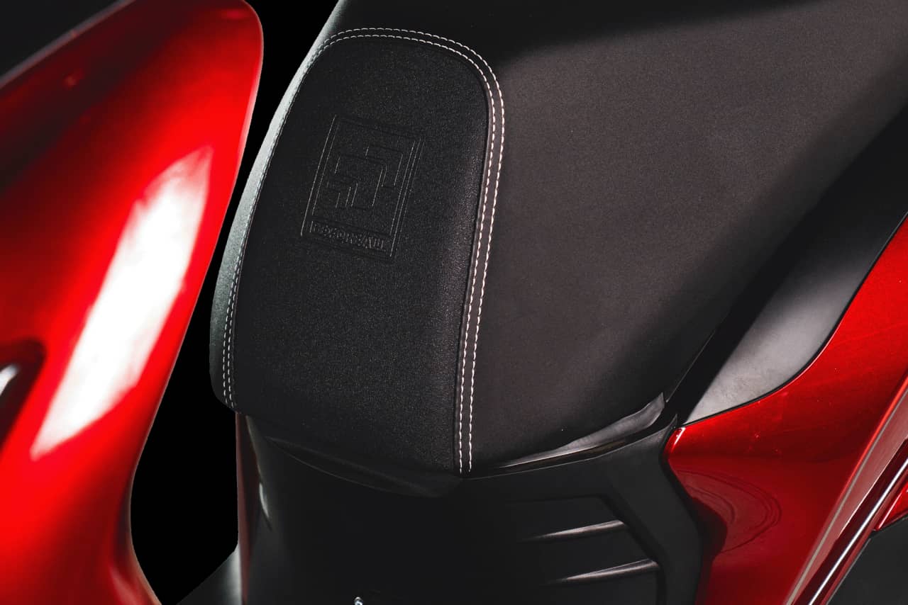 Yên Xe – Ergonomic – Thiết kế tối ưu · Chất liệu cao cấp